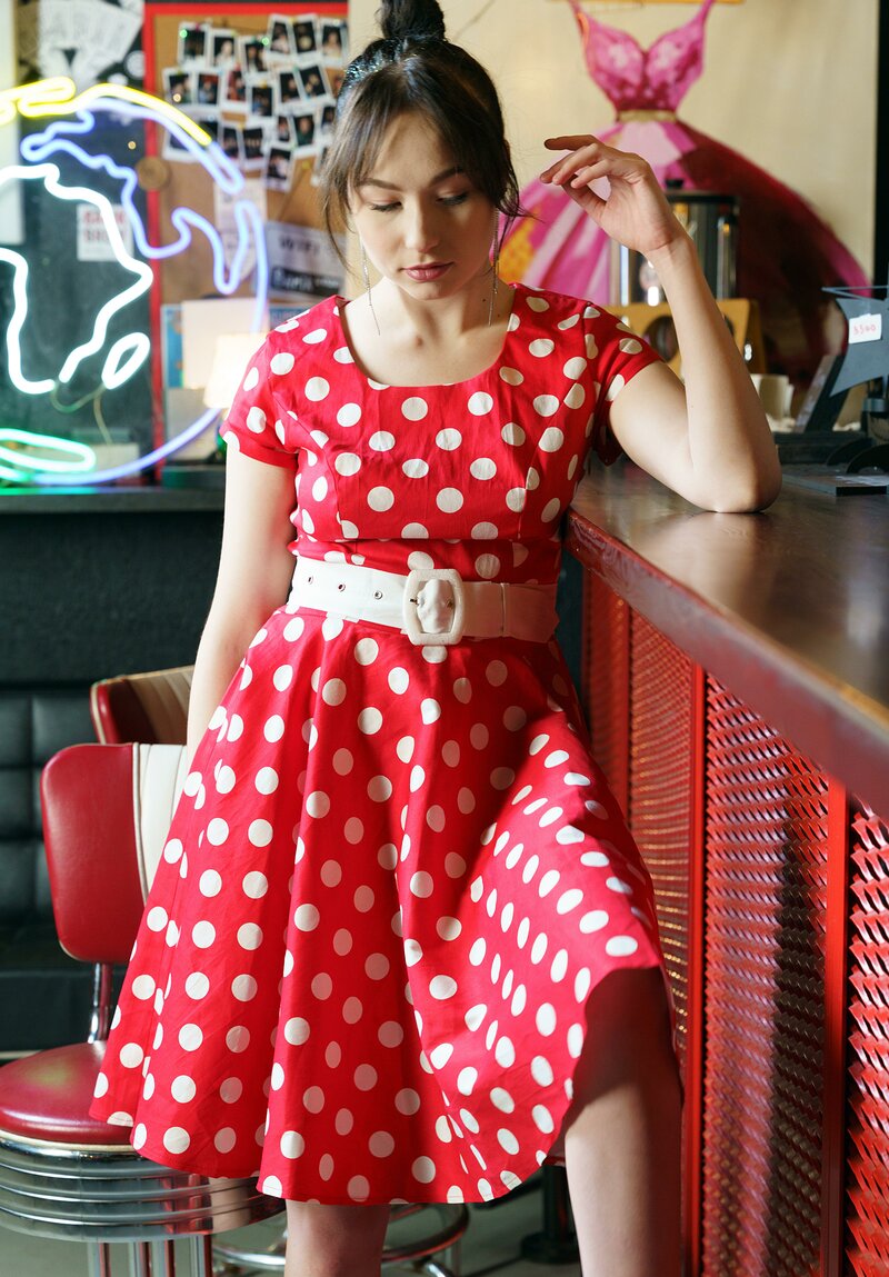 Людмила, 22 года, 3 размер груди